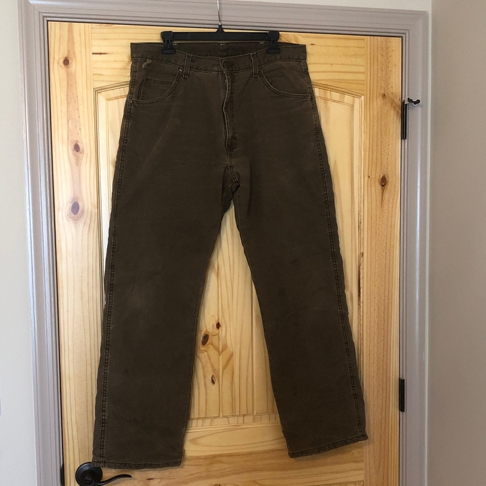 Wrangler Men’s 36 x 32 fleece lined jeans olive brown